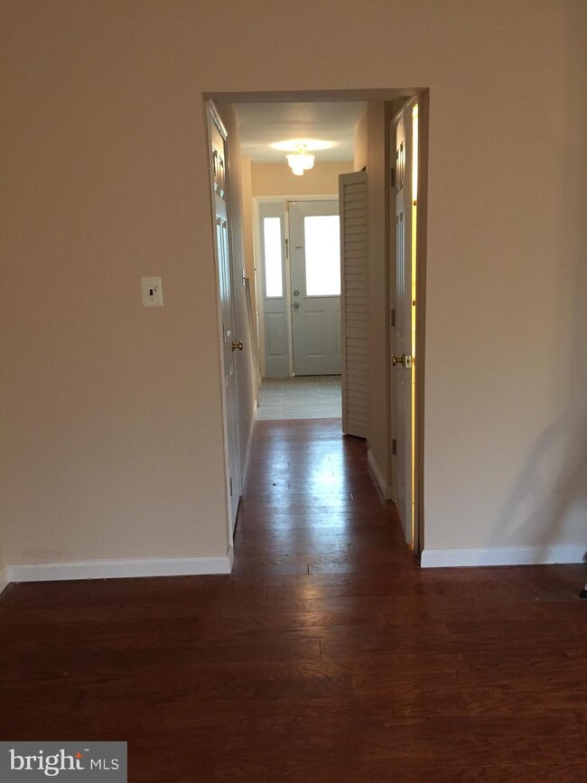 12879 Cara Dr, Woodbridge, VA 22192 - photo 7