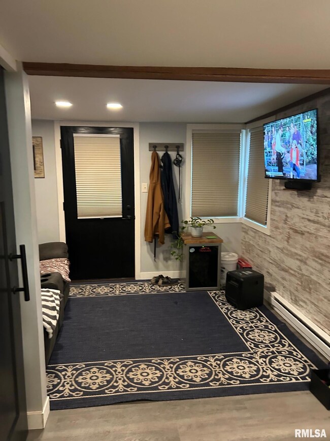 2414 E Devonshire Rd, Springfield, IL 62703 - photo 5