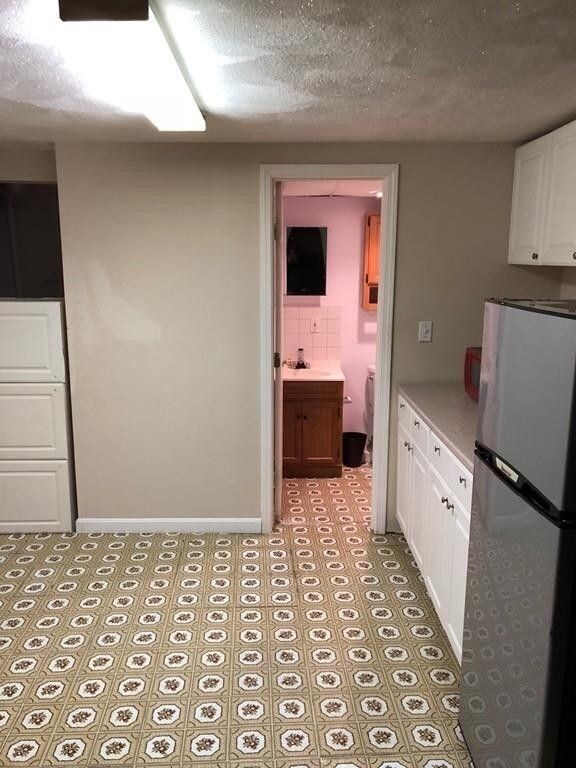 139 Wyman St unit B, Lynn, MA 01905 - photo 2