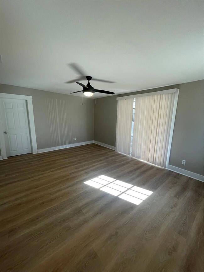 509 Williams Ave, Cleburne, TX 76033 - photo 5