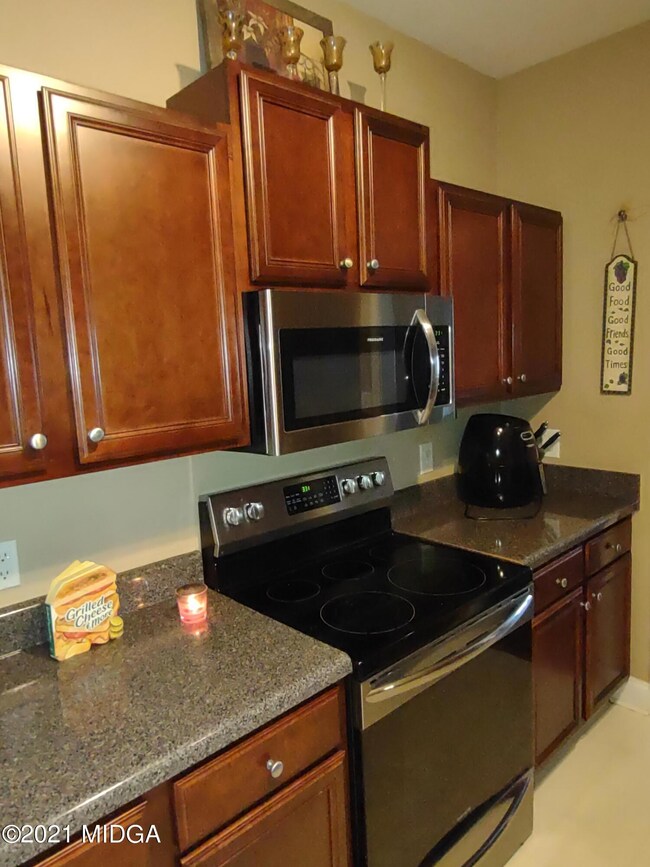 Kitchen Cabinet View