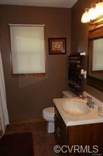 Downstairs full bath.