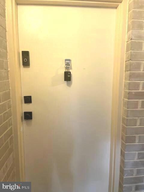 1656 Parkcrest Cir unit 200, Reston, VA 20190 - photo 3