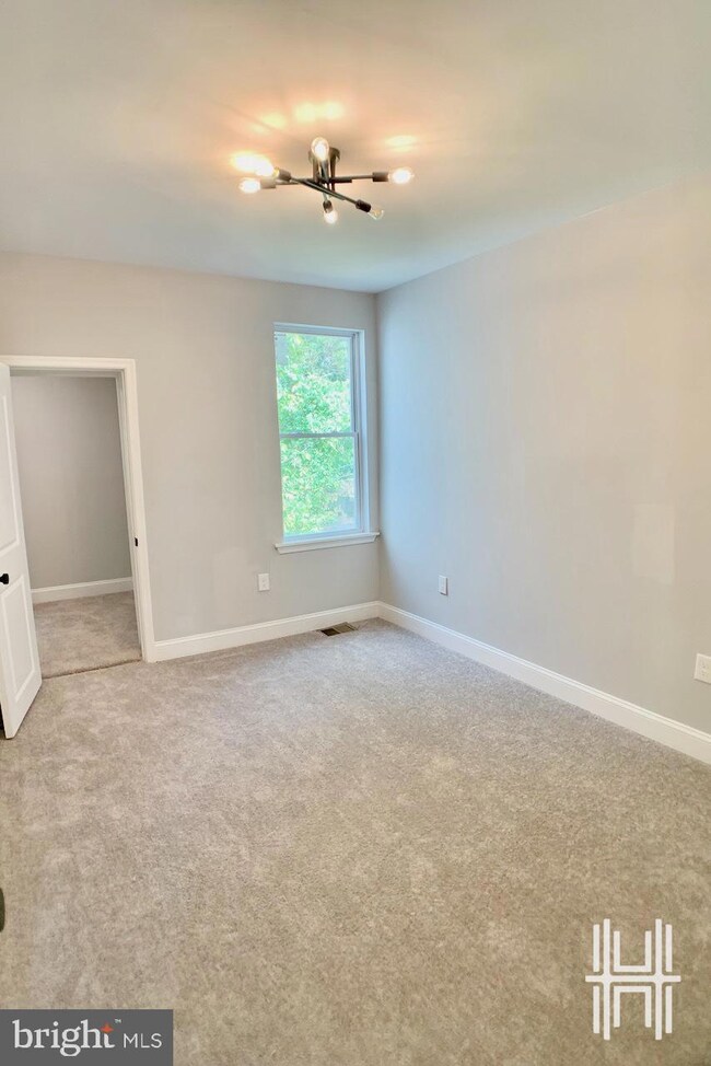 3006 Lyttleton Rd, Baltimore, MD 21216 - photo 7