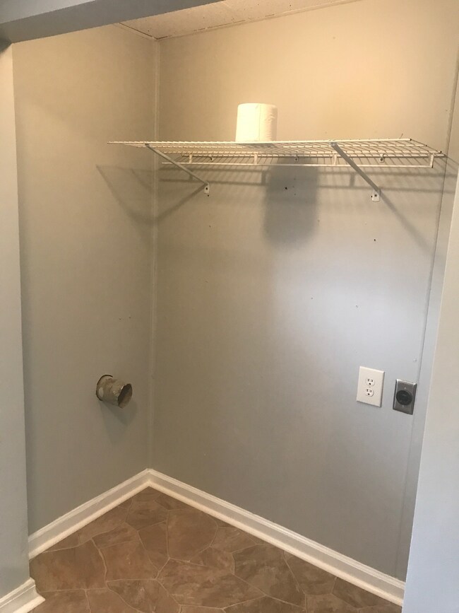 2131 Indiana Ave, Columbus, IN 47201 - photo 6