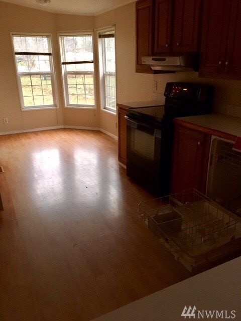 8417 Pepperidge Ln SE, Yelm, WA 98597 - photo 2