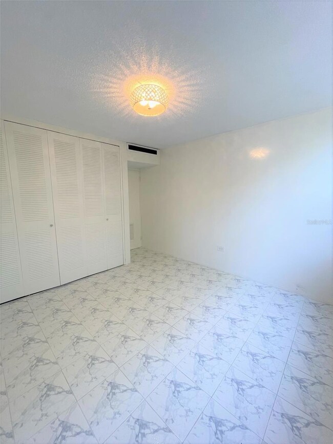 1367 Luchetti St unit 2, San Juan, PR 00907 - photo 4