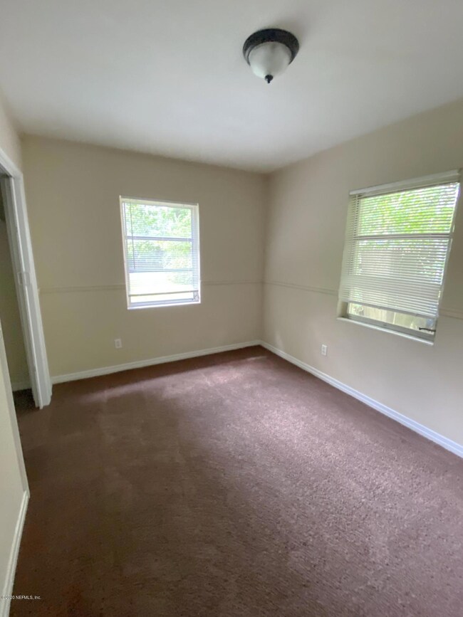 2338 Dolphin Ave, Jacksonville, FL 32218 - photo 7