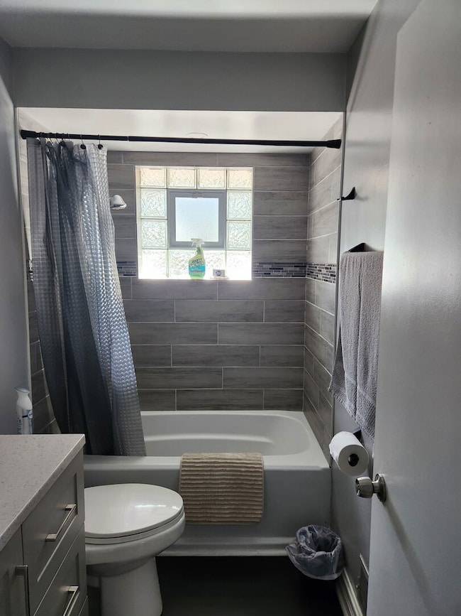 368 Luella Ave unit 2, Calumet City, IL 60409 - photo 6