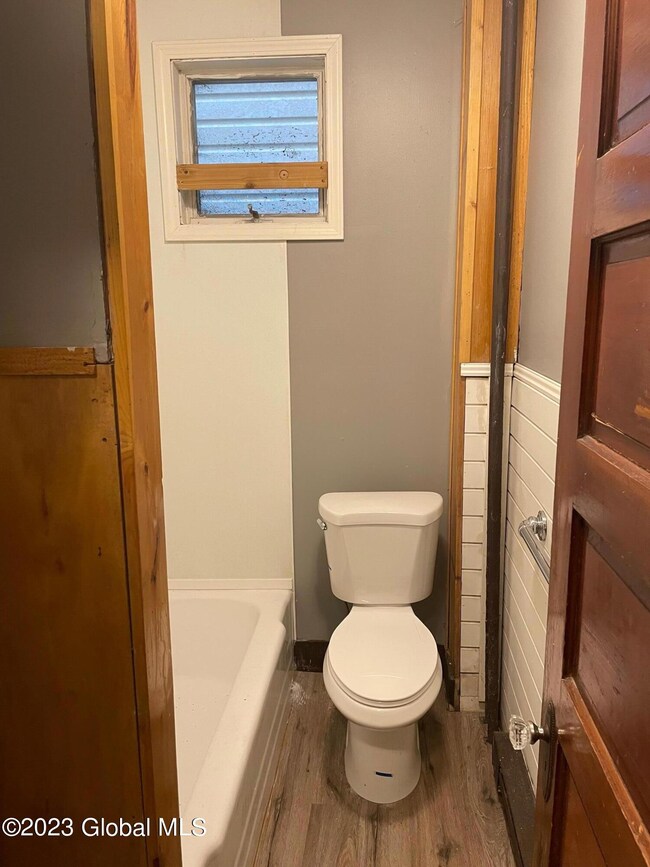 632 Livingston Ave, Albany, NY 12206 - photo 5