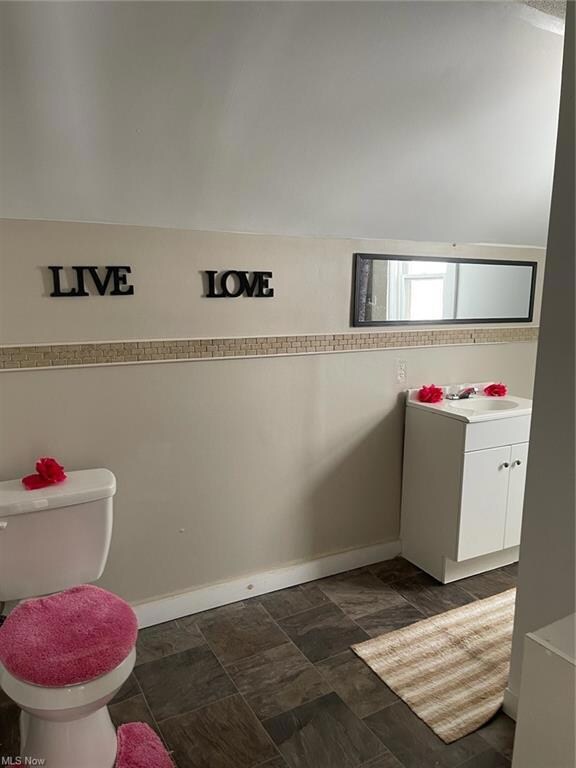 Upstairs Full Bath