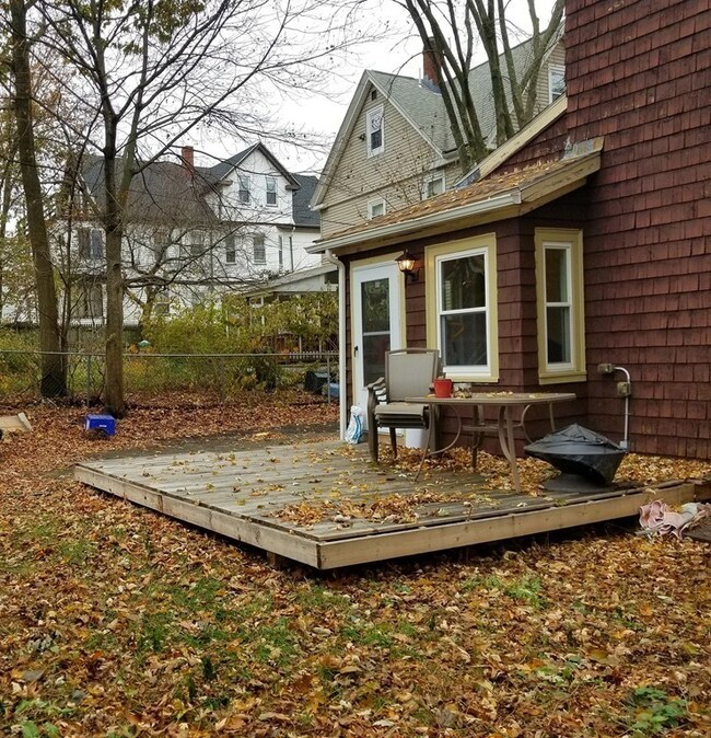 121 Florence St, Roslindale, MA 02131 - photo 5