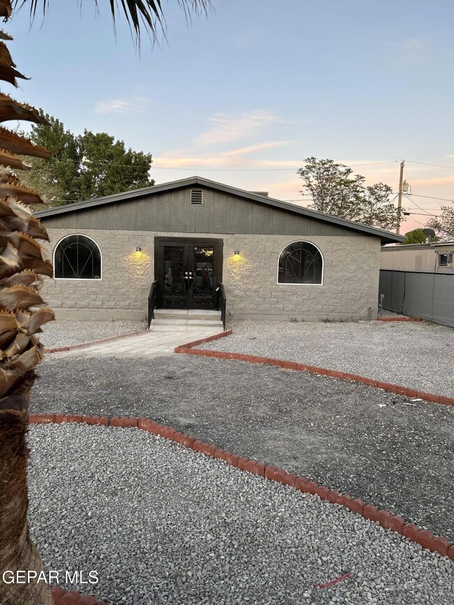 812 Bolin Place, El Paso, TX 79928 - photo 2