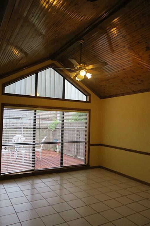 210 Live Oak Ln, Friendswood, TX 77546 - photo 4