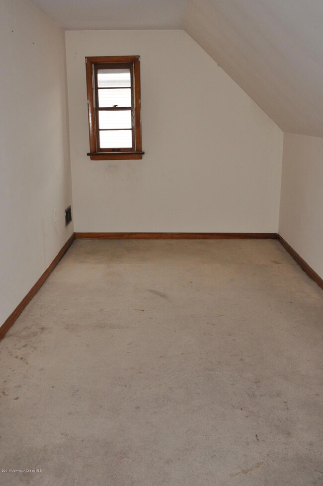 140 Remsen Ave, Avenel, NJ 07001 - photo 5