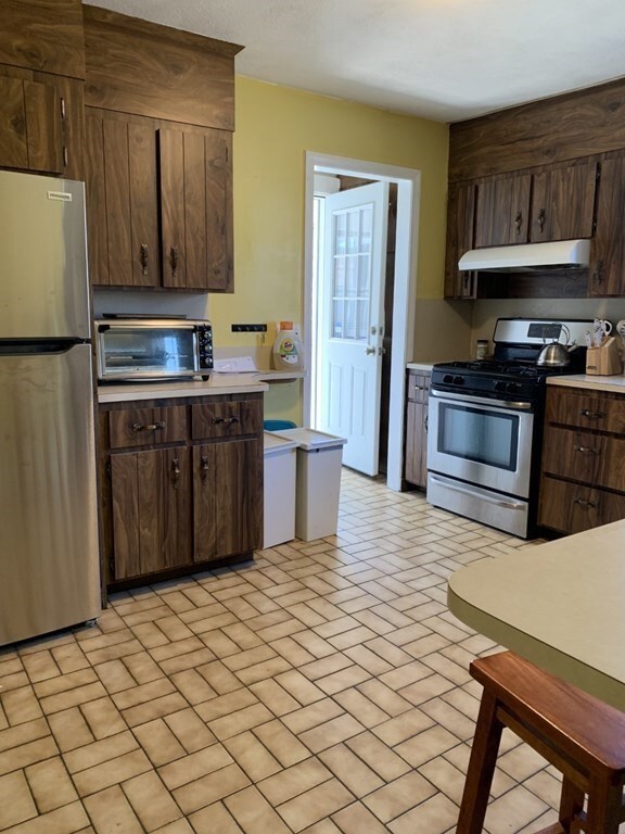 90 Bennett St unit 1, Boston, MA 02135 - photo 5