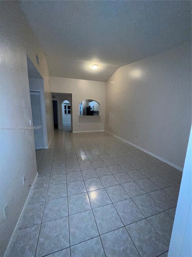 1251 SE 27th St unit 204, Homestead, FL 33035 - photo 5