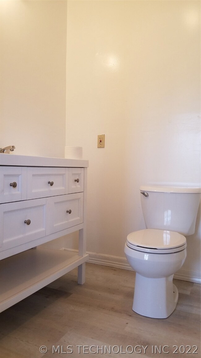 4915 W 63rd St, Tulsa, OK 74131 - photo 4