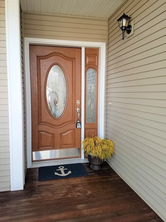 17 Andrews Dr, Uxbridge, MA 01569 - photo 3