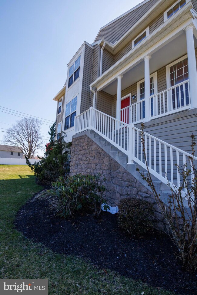 100 Brook Meadow Dr, Mechanicsburg, PA 17050 - photo 4