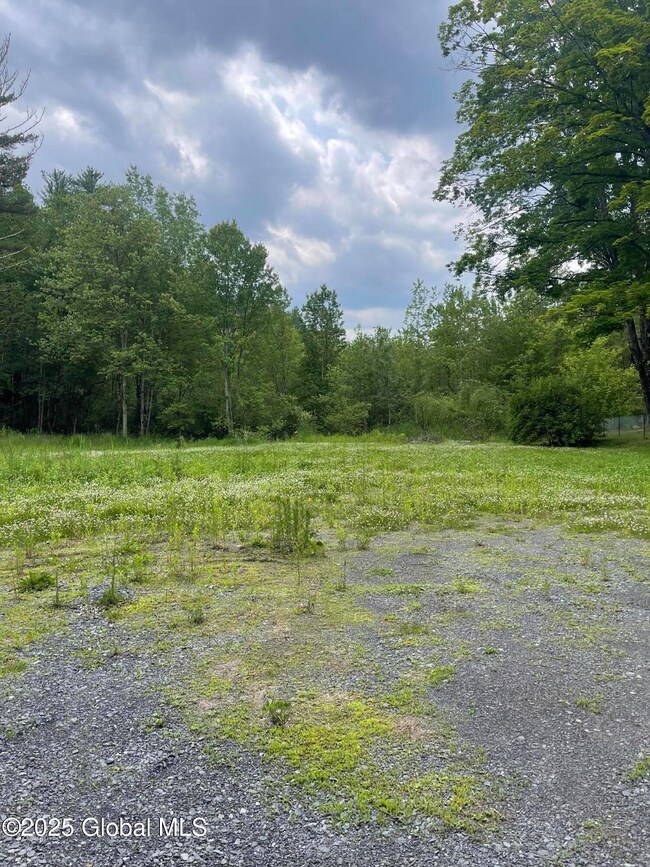 33 Turner Park Rd, Schenectady, NY 12302 - photo 5