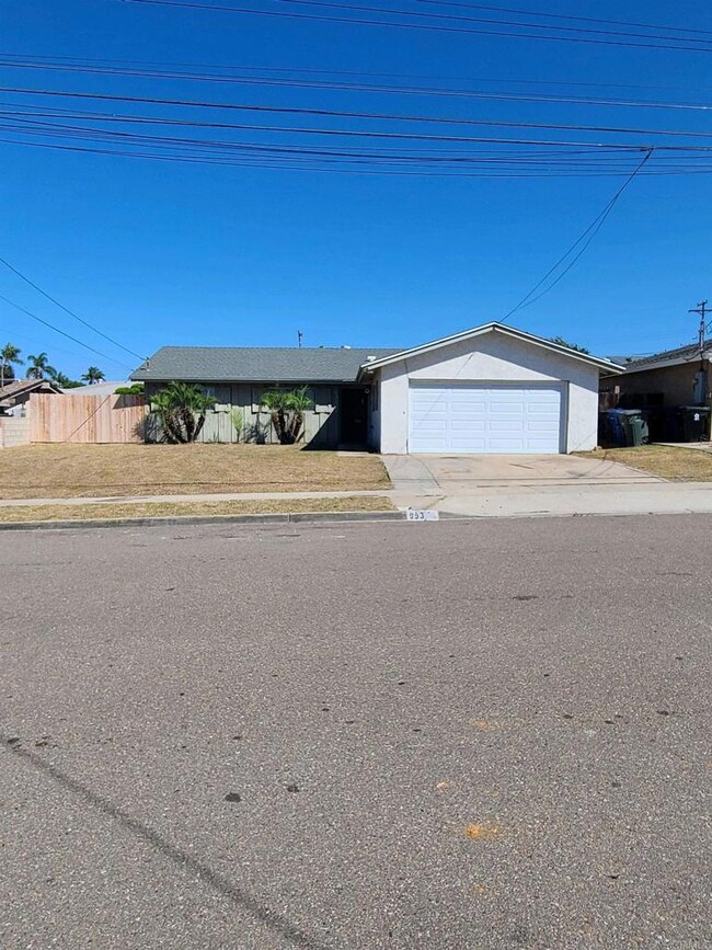 953 Maria Way, Chula Vista, CA 91911 - photo 3