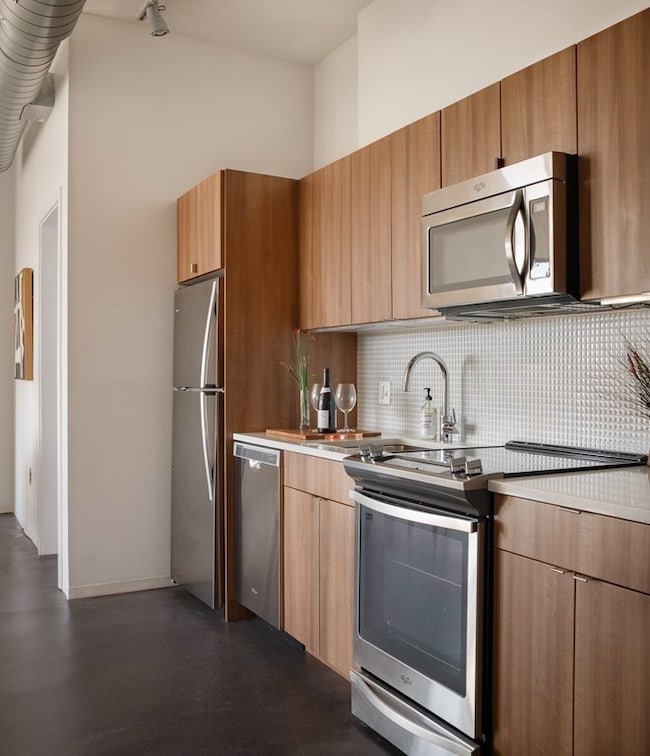 Metro9 unit 701, Somerville, MA 02143 - photo 4