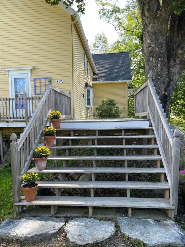 Large Deck to Greet Guests