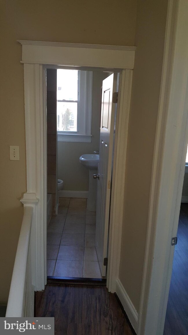 761 Linnard St, Baltimore, MD 21229 - photo 4