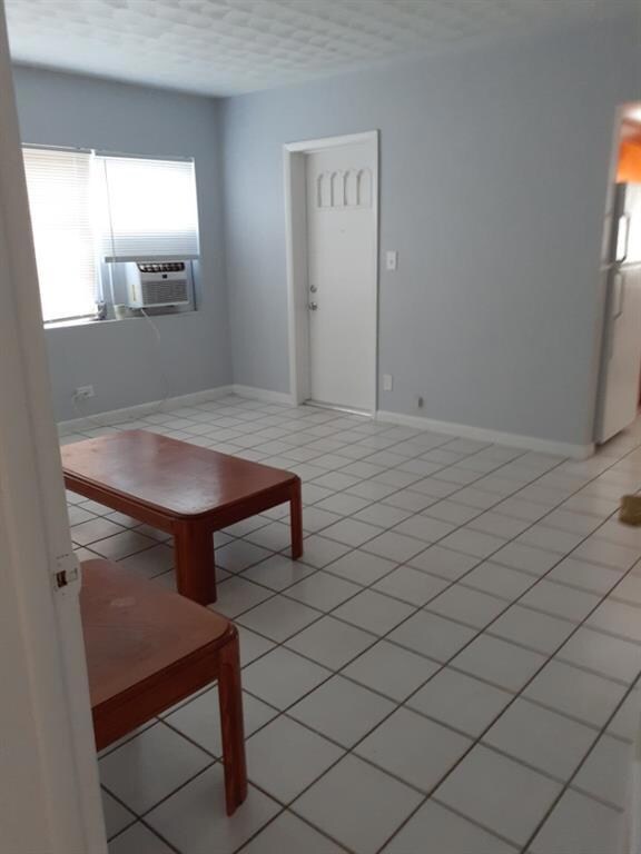 330 Sunset Dr unit 1 S, Pompano Beach, FL 33062 - photo 2