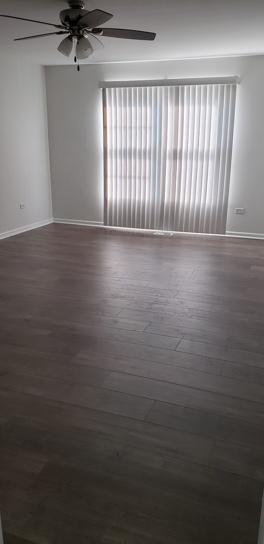 252 Nantucket Harbor unit 170, Schaumburg, IL 60193 - photo 3