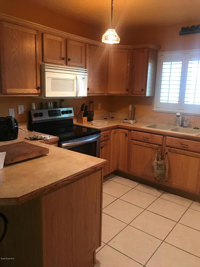 kitchen lee