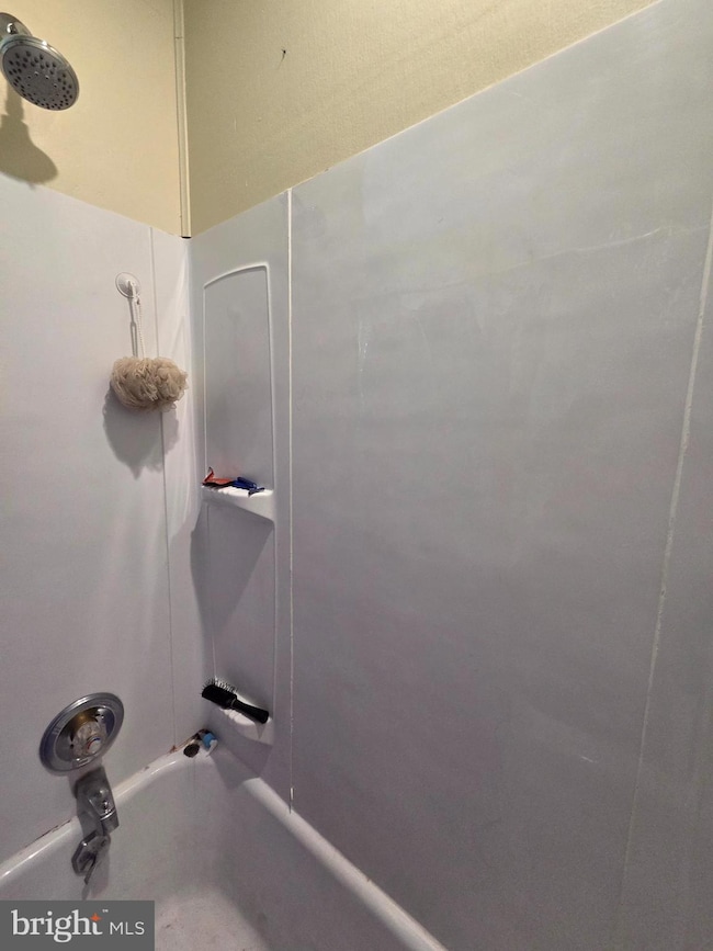 701 N 11th St, Reading, PA 19604 - photo 5