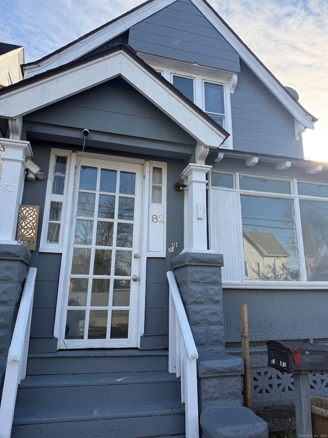 82 1st St, New Haven, CT 06519 - photo 2