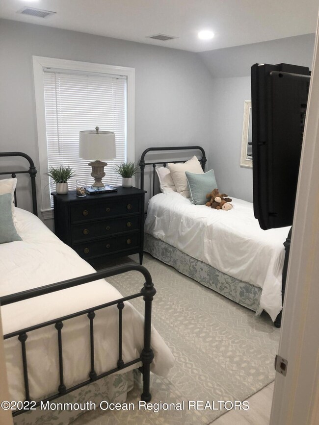 96 Bay Shore Dr, Toms River, NJ 08753 - photo 4