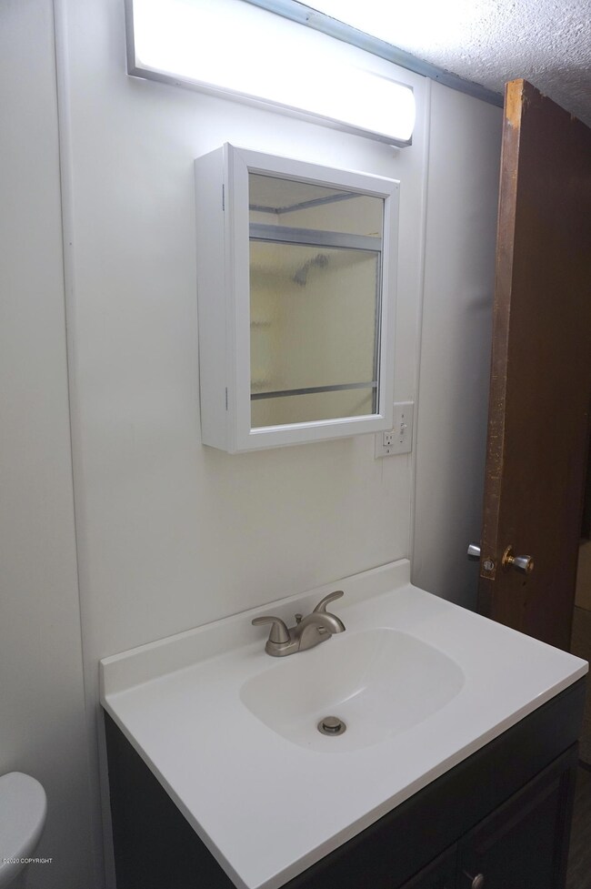 3309 Wyoming Dr unit 3, Anchorage, AK 99517 - photo 6