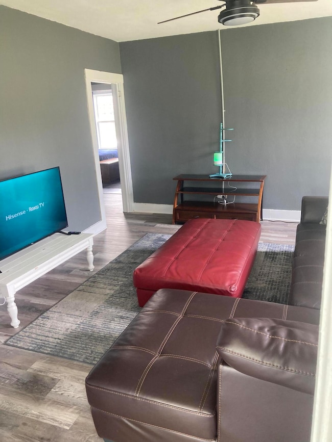 1003 N Main St, Columbia, MS 39429 - photo 4