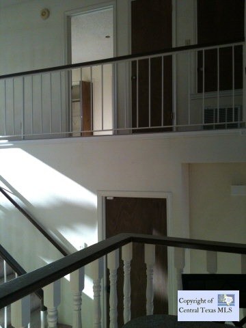 214 Scott St, San Marcos, TX 78666 - photo 5