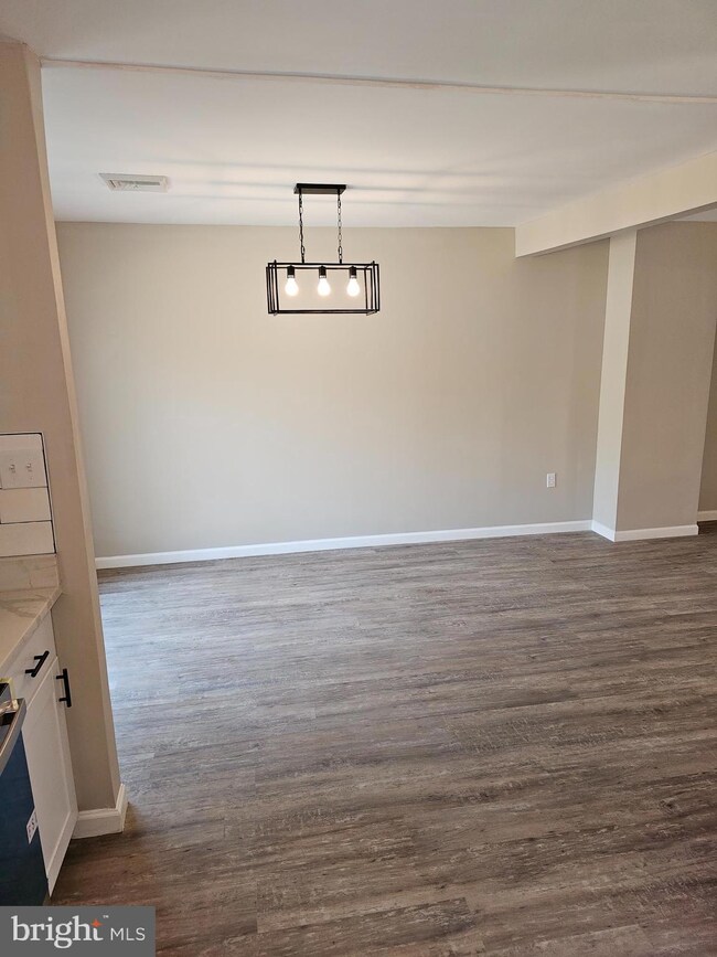 1316 E Evergreen Dr, Phoenixville, PA 19460 - photo 7