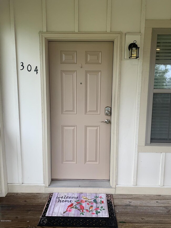 115 Covil Ave unit 304, Wilmington, NC 28403 - photo 5