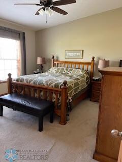 Master Bed.JPG