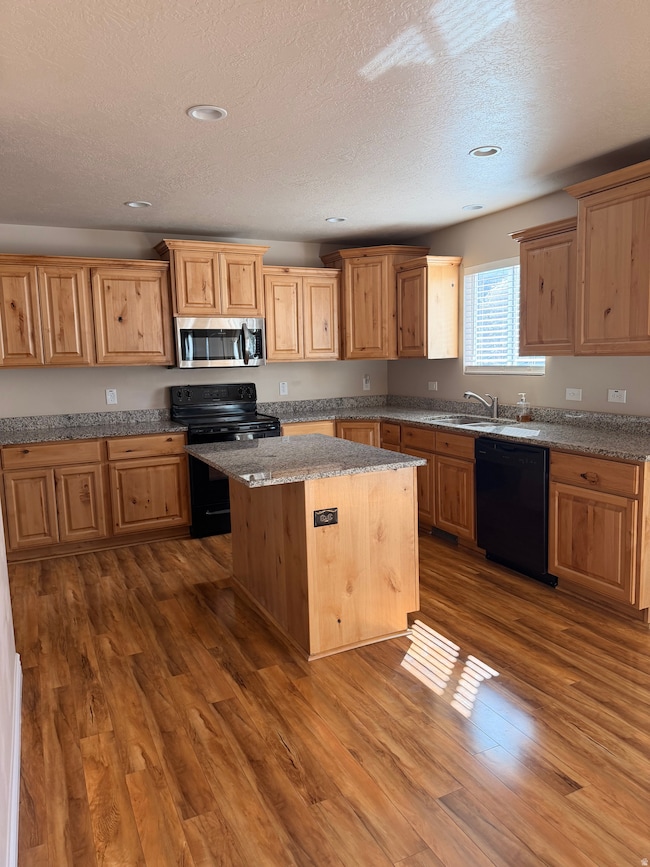 3799 E Wyatt Earp Ave, Eagle Mountain, UT 84005 - photo 4