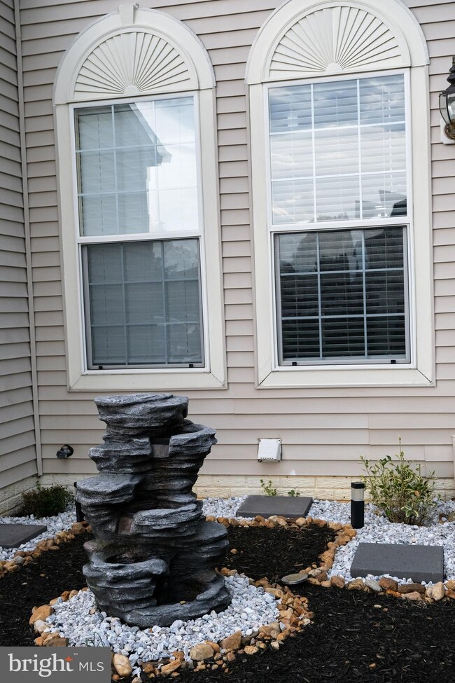 9825 Nugget Ct, Bristow, VA 20136 - photo 3