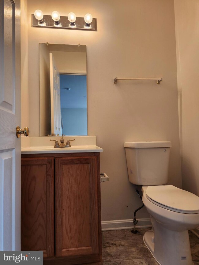 1104 N Stockton St, Baltimore, MD 21217 - photo 3