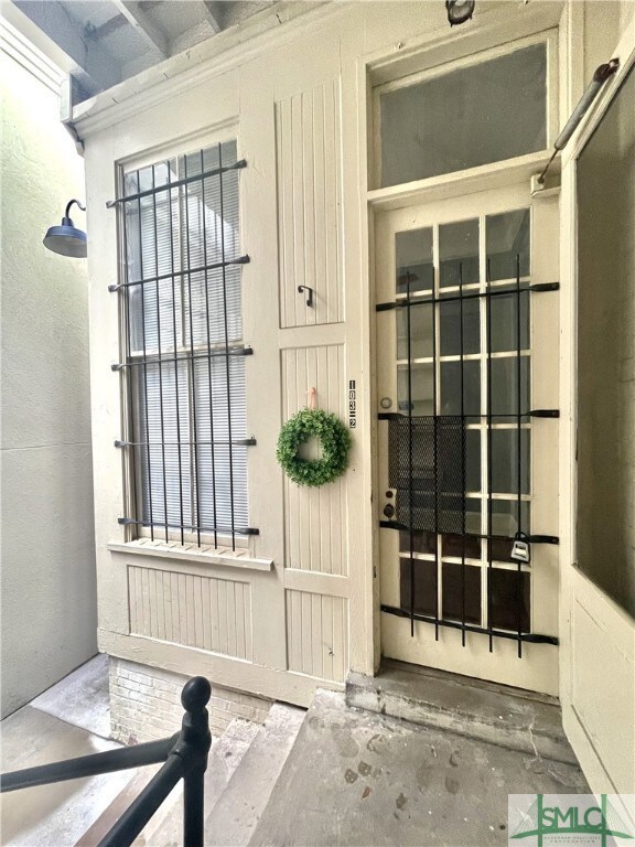 103 E Jones St unit 2, Savannah, GA 31401 - photo 2