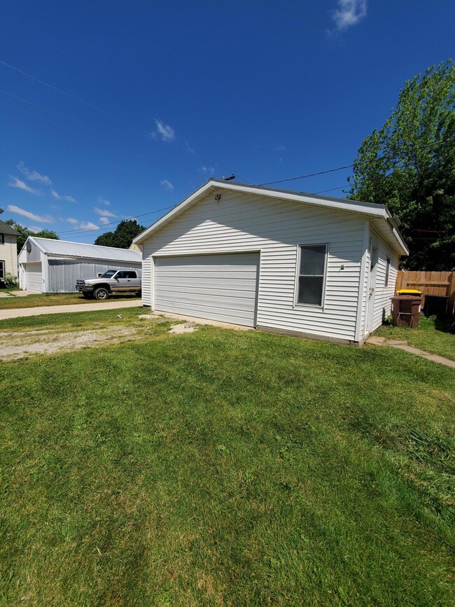 155 2nd Ave SE, Harmony, MN 55939 - photo 5