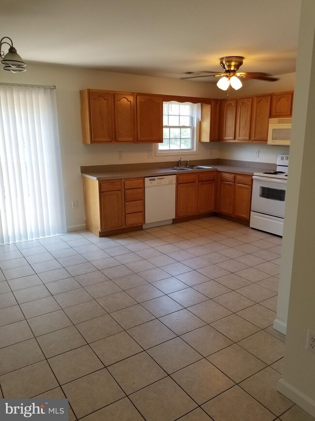 20 Observant Ct, Inwood, WV 25428 - photo 4