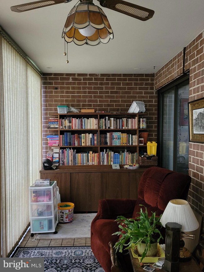 Heather Ridge unit 200, Baltimore, MD 21209 - photo 6