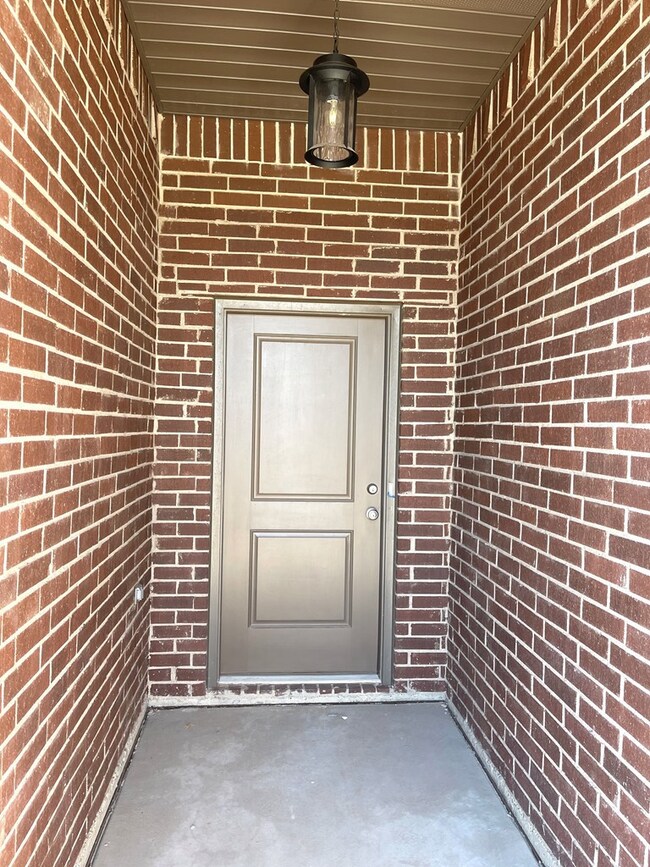 1511 Derrick Ave, Odessa, TX 79765 - photo 3