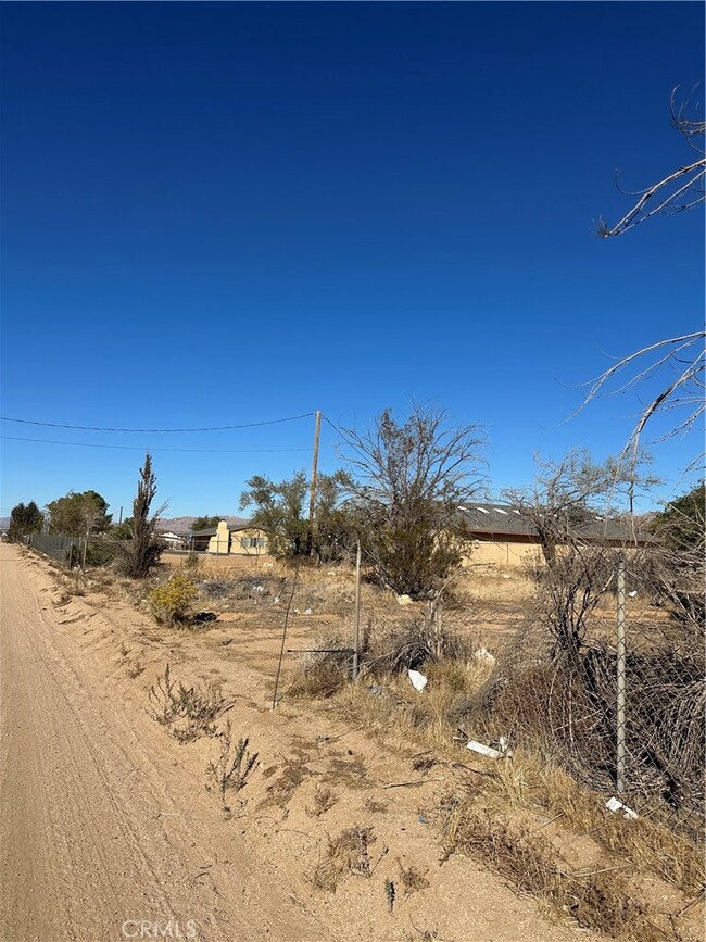 11025 Central Rd, Apple Valley, CA 92308 - photo 4